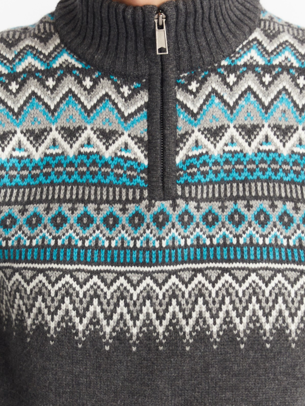 Вязаный шерстяной свитер с воротником на молнии и скандинавским узором