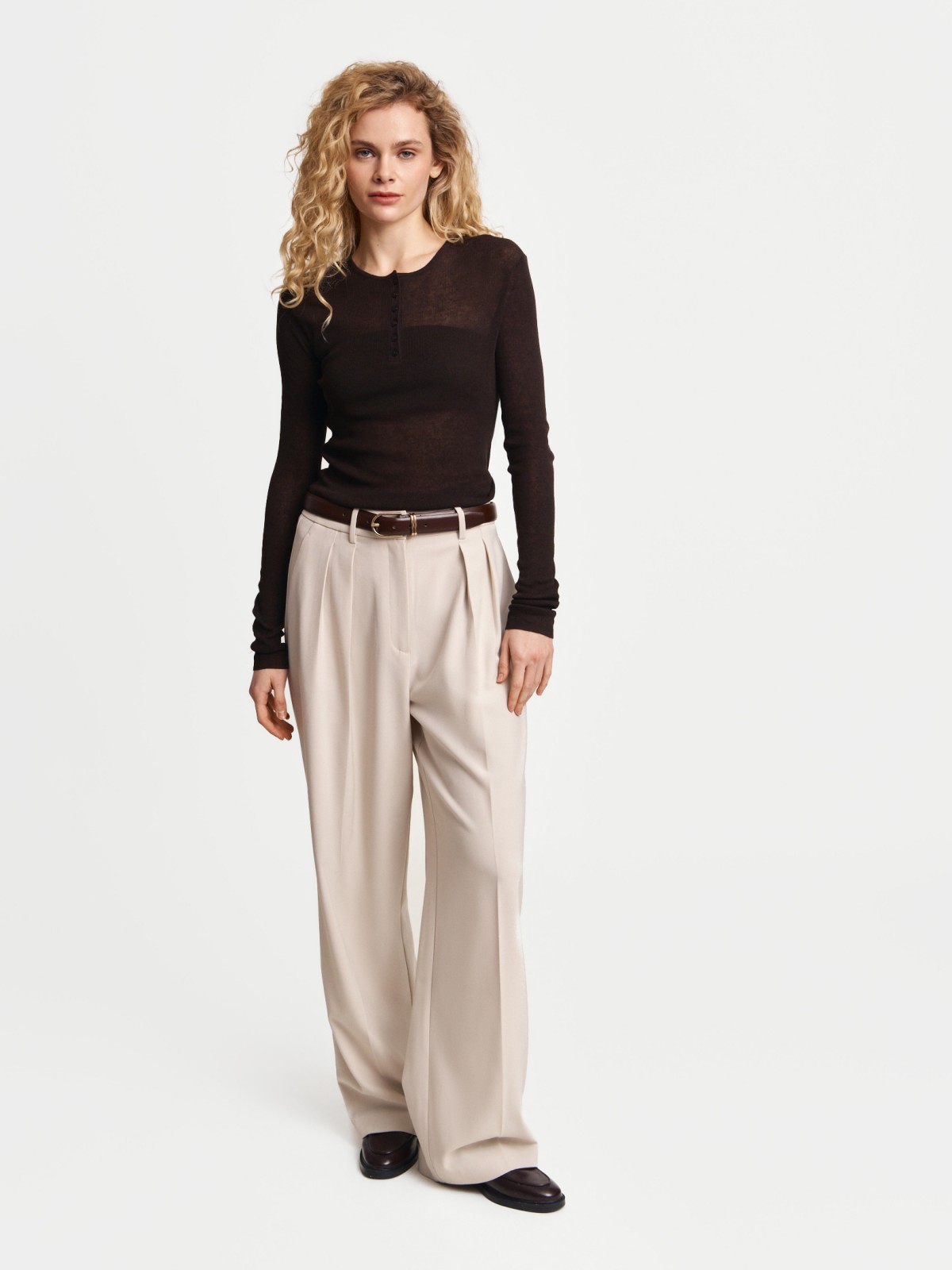 Вязаный полупрозрачный джемпер