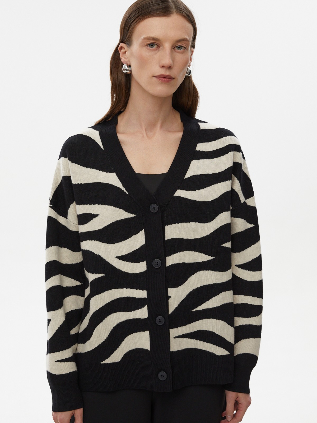 Трикотажный кардиган в полоску на пуговицах
