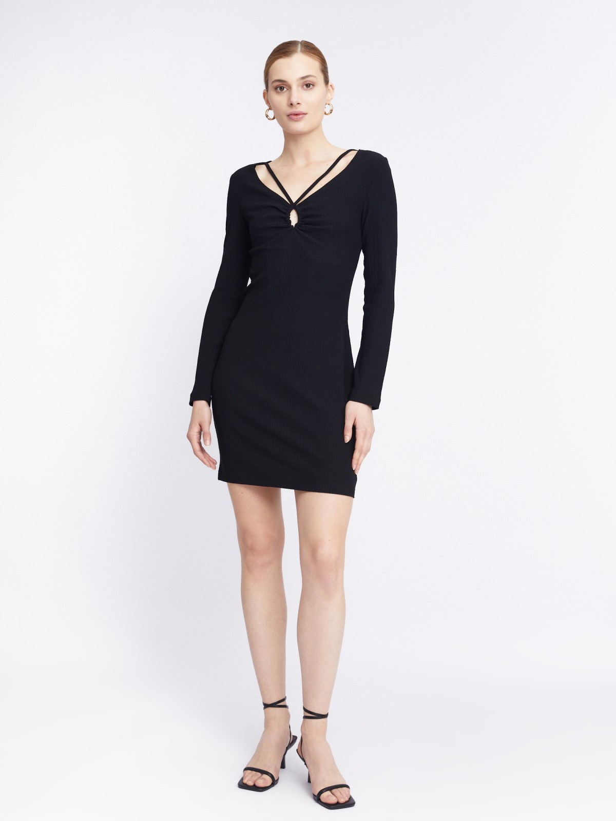 Трикотажное платье длины мини с акцентным вырезом zolla 223338159151, цвет черный, размер XS - фото 2