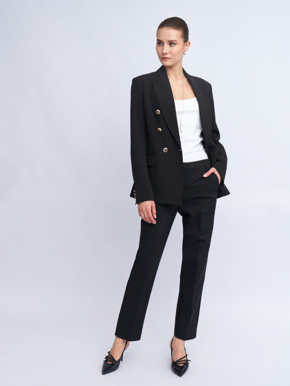 Офисные брюки силуэта Slim со стрелками