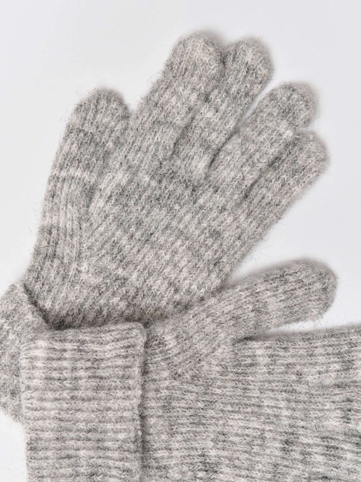 Длинные вязаные перчатки с шерстью