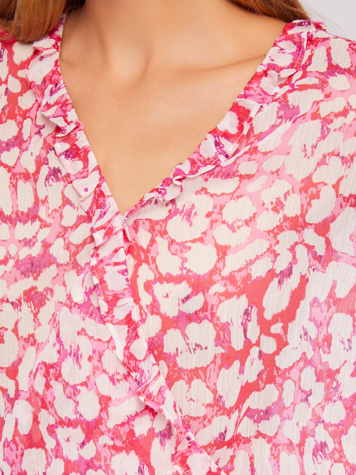 Укороченная блузка на запах с длинным рукавом и принтом zolla 024231159261, цвет фуксия, размер S - фото 4