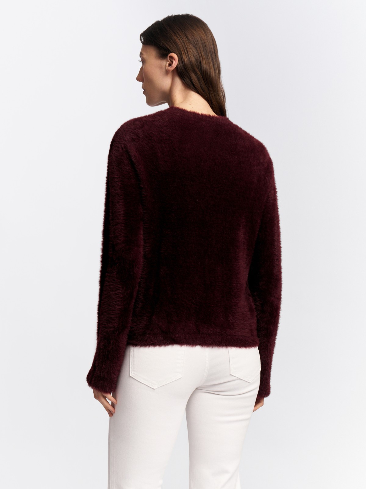 Тёплый пушистый вязаный джемпер