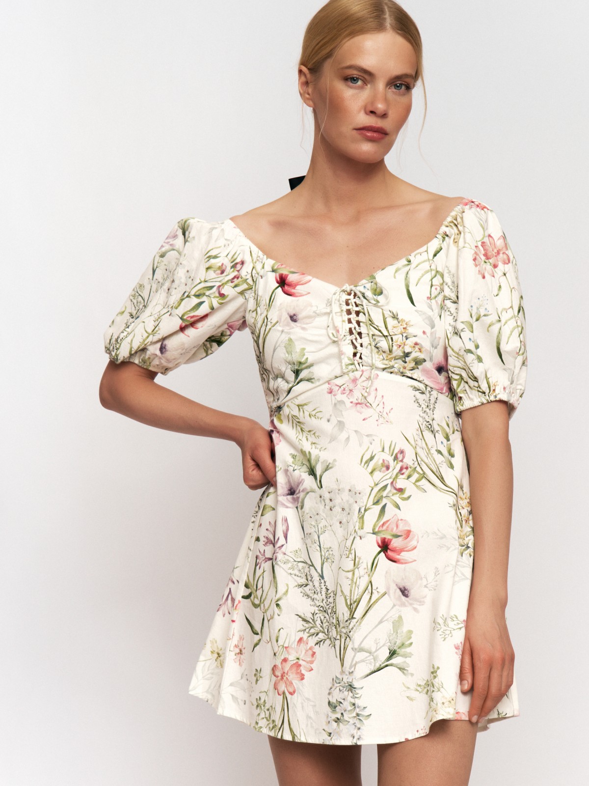 Платье мини из хлопка с цветочным принтом