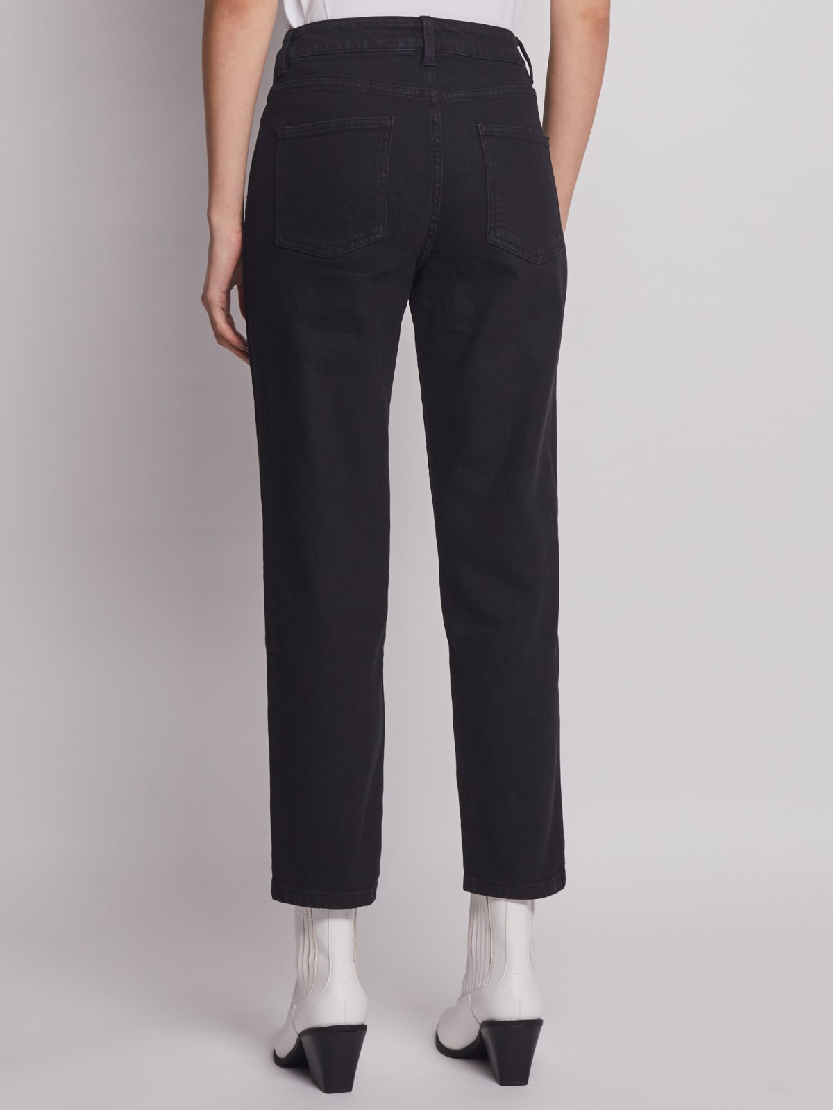 Джинсы силуэта Mom Comfort