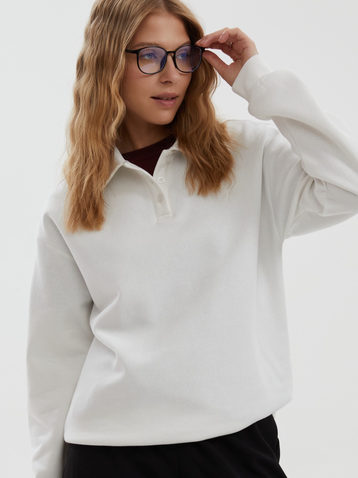 Утеплённый свитшот с воротником и начёсом