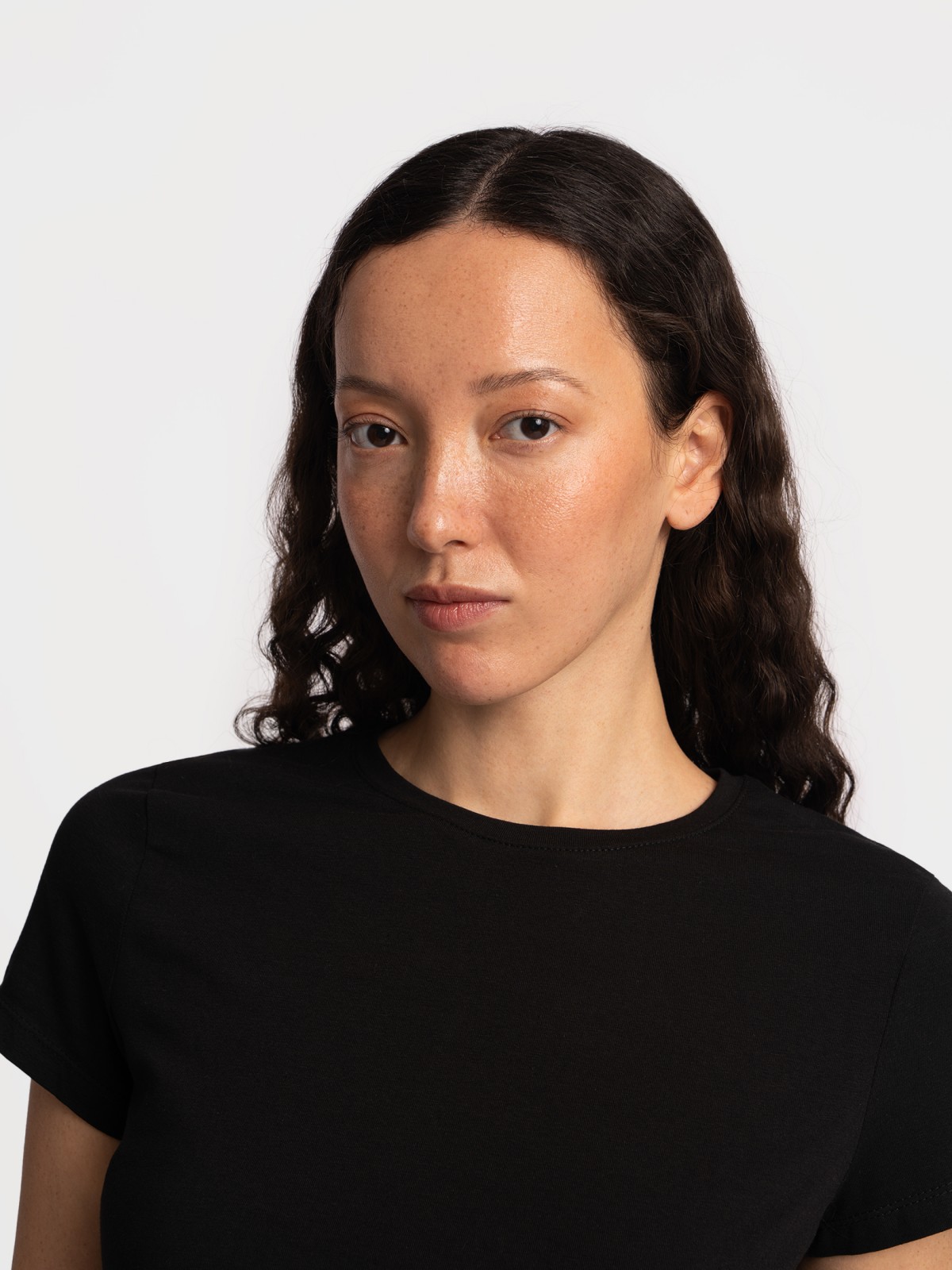 Футболка из хлопка однотонная