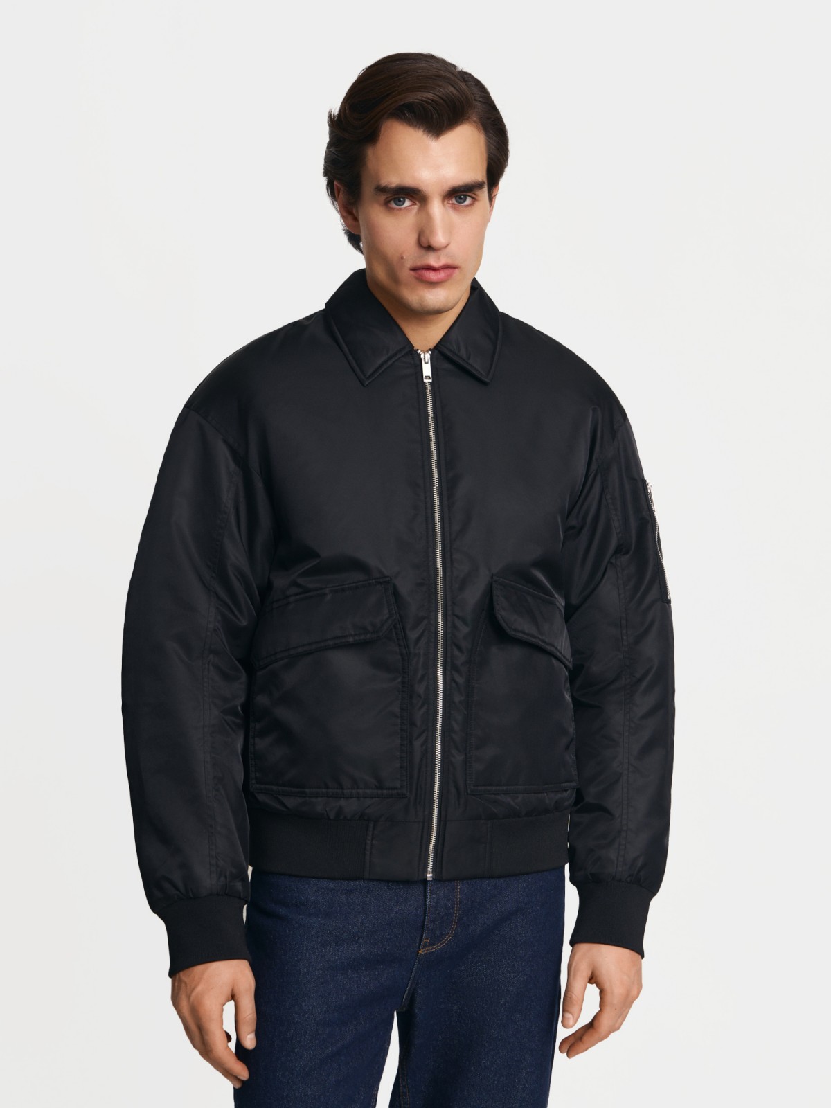 Утеплённая куртка-бомбер на синтепоне