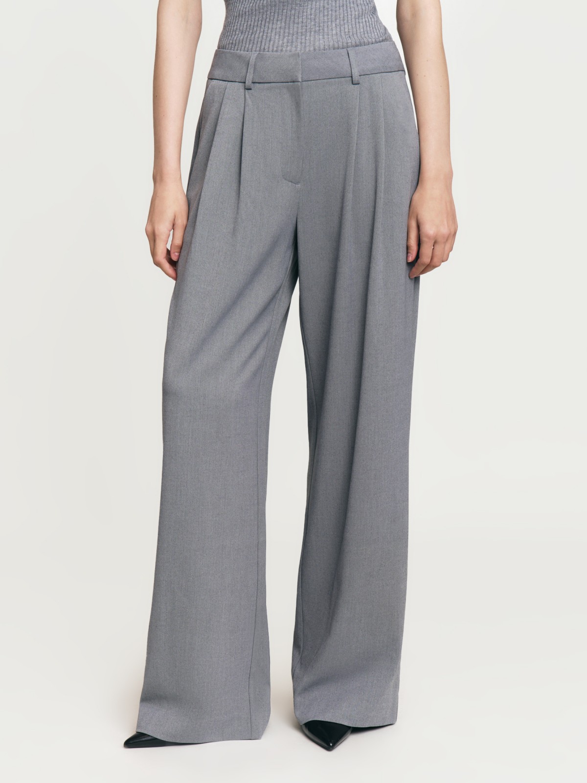 Брюки широкого силуэта Wide с защипами