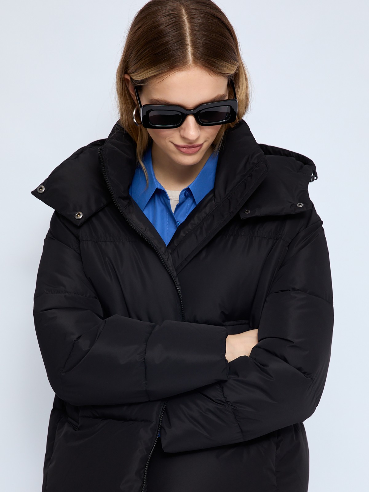 Тёплая укороченная дутая куртка оверсайз с капюшоном