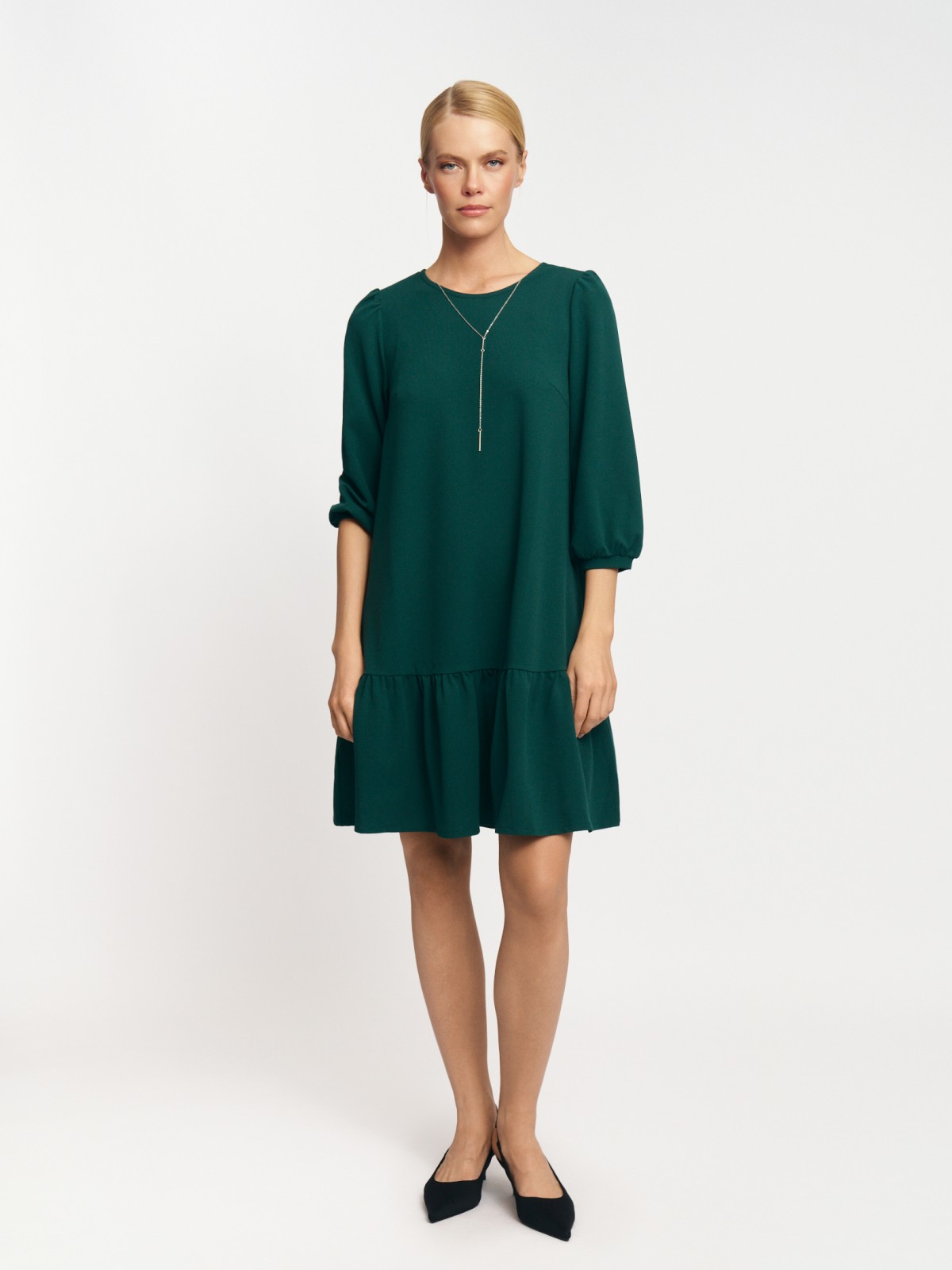 Платье А-силуэта длины мини с цепочкой