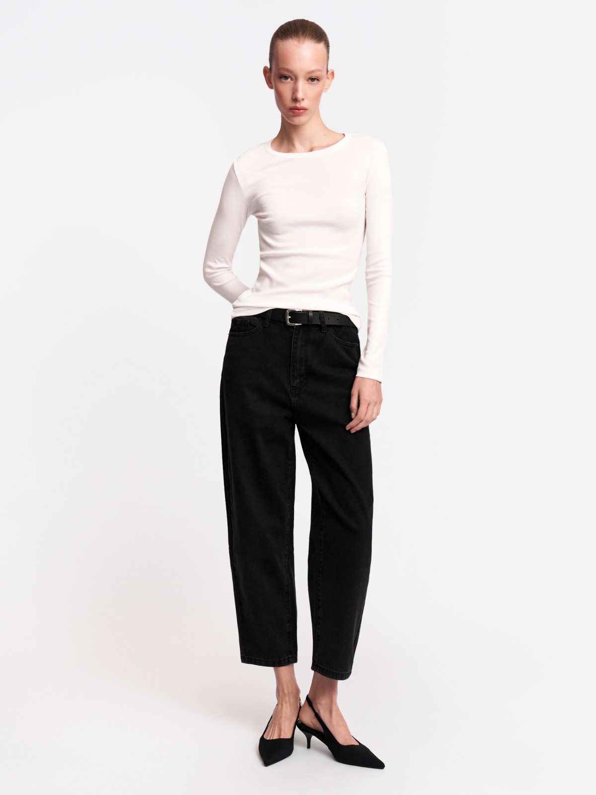 Джинсы силуэта Mom Fit с высокой посадкой