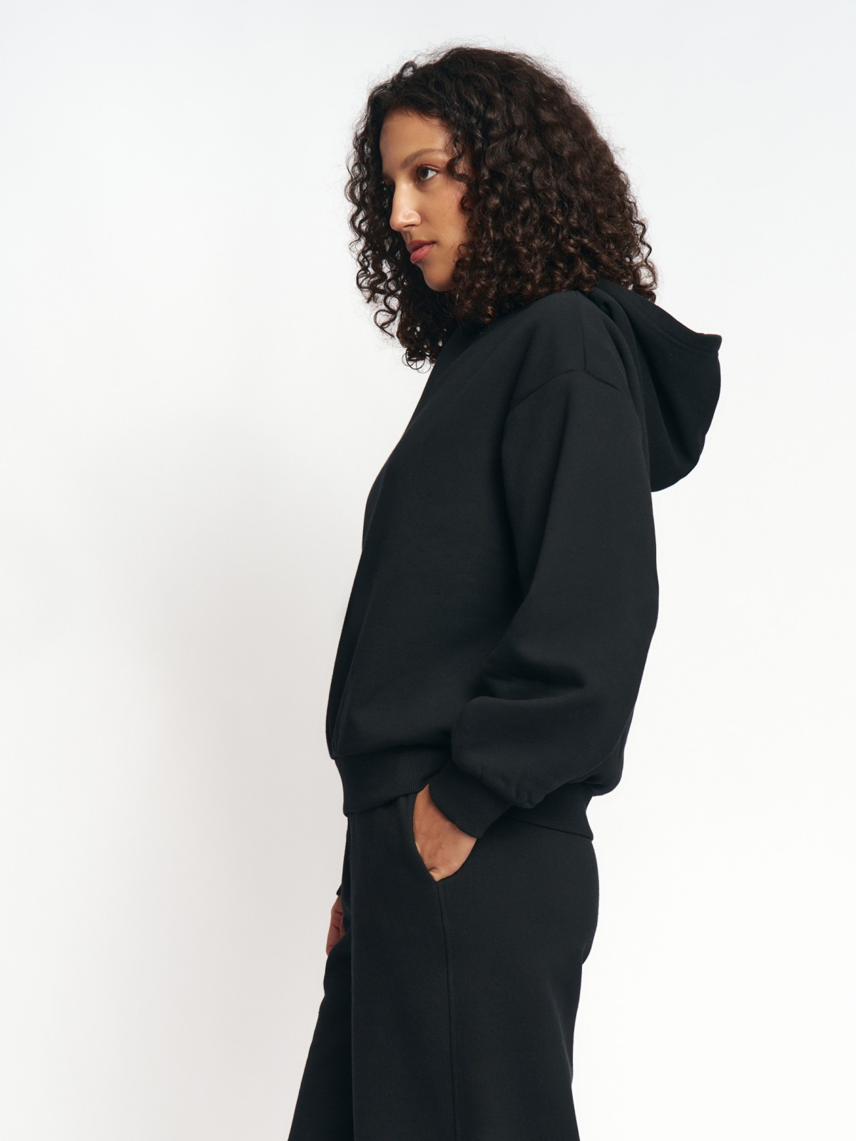 Утеплённый худи с начёсом и капюшоном