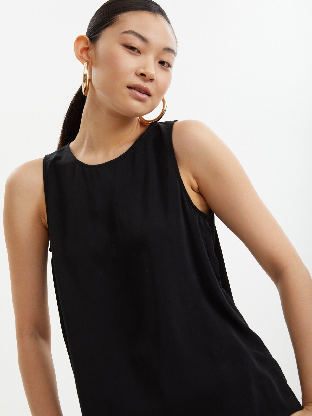 Топ-блузка без рукавов