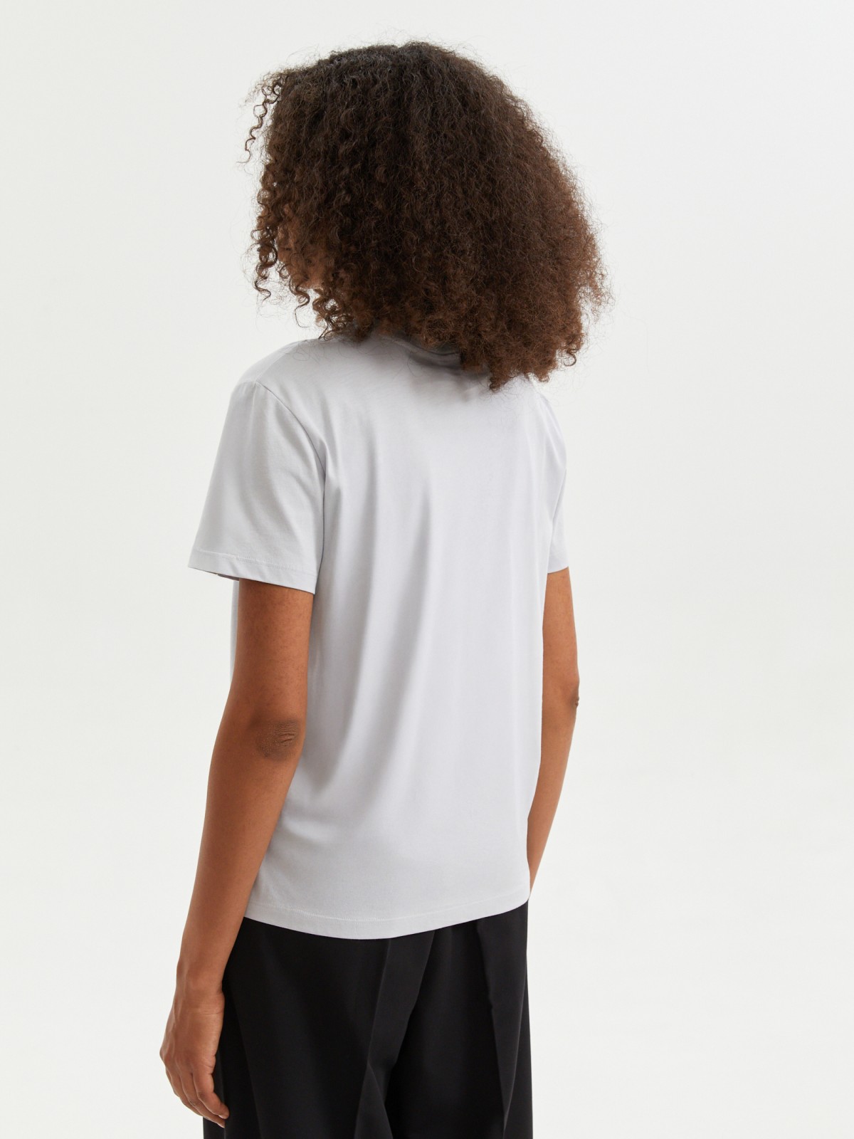 Футболка из хлопка со стразами