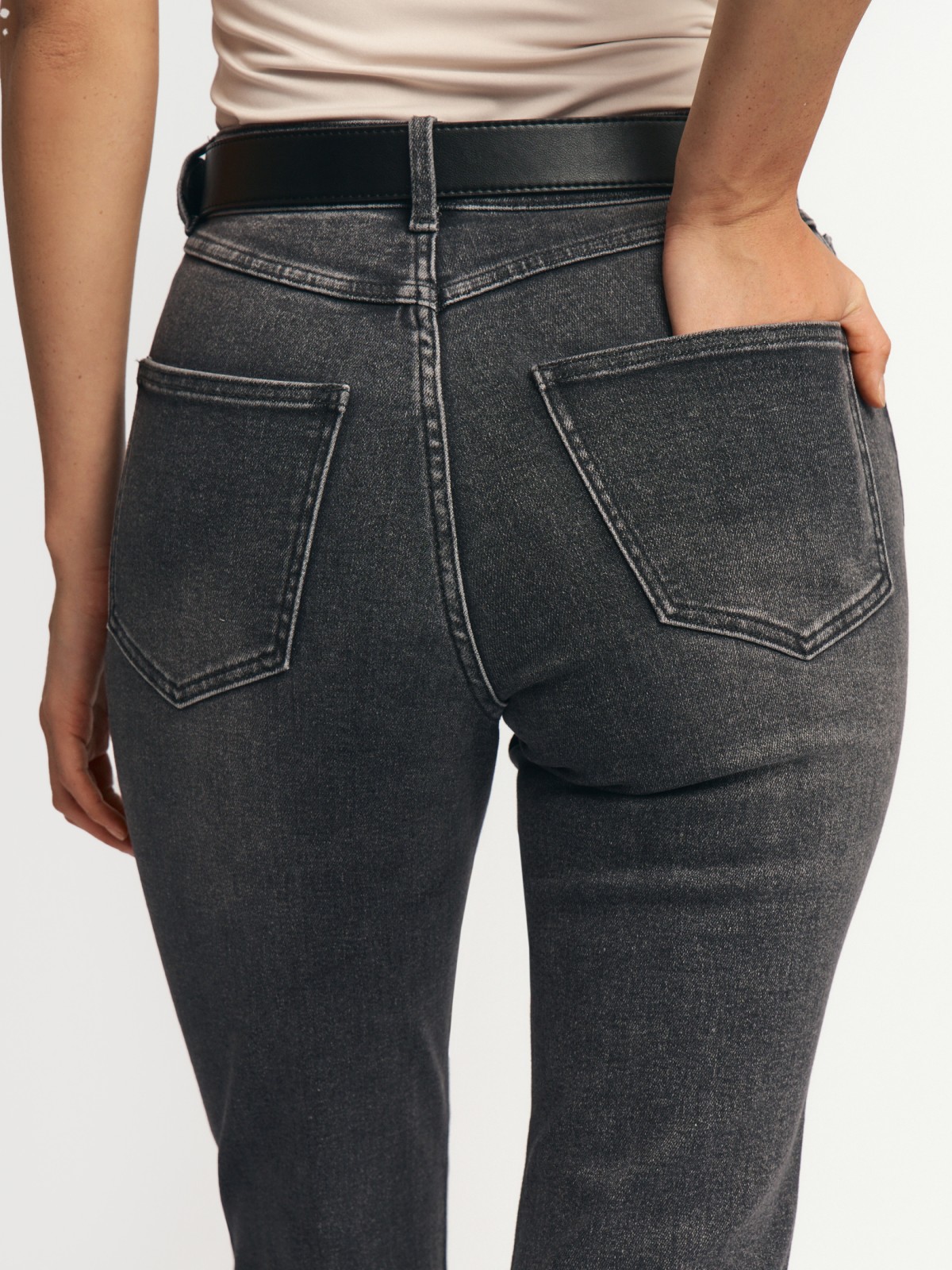 Джинсы силуэта Slim с высокой посадкой