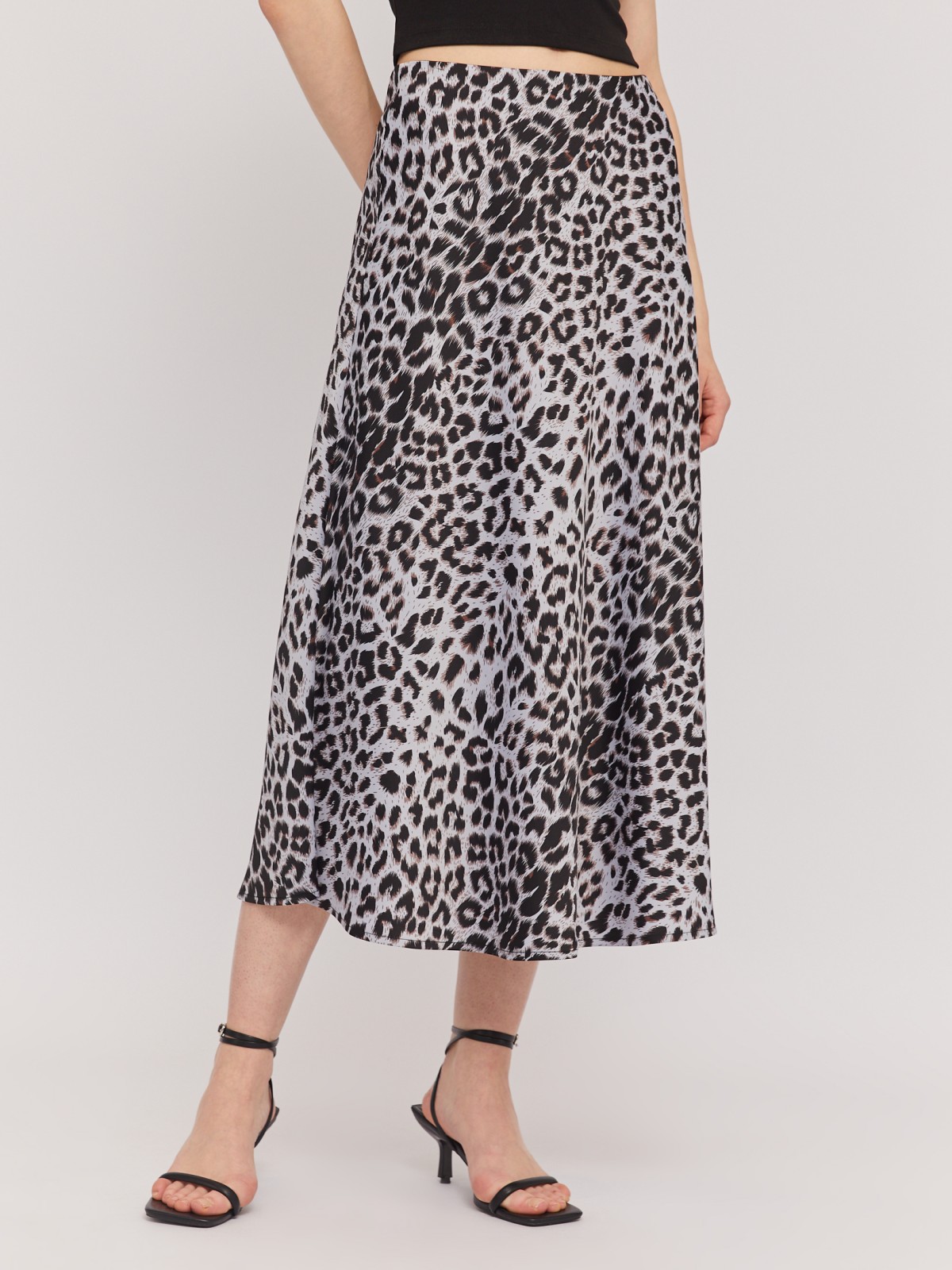 Атласная юбка миди на резинке с леопардовым принтом