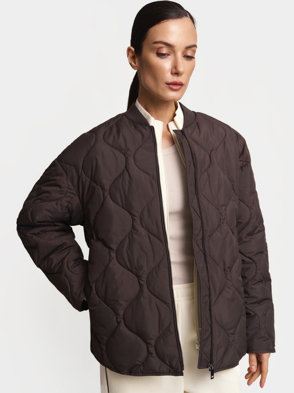 Утеплённая стёганая куртка оверсайз на синтепоне