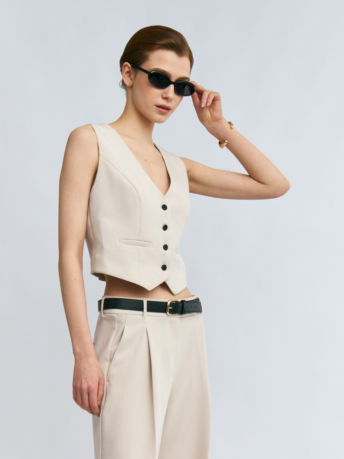 Классический жилет на пуговицах