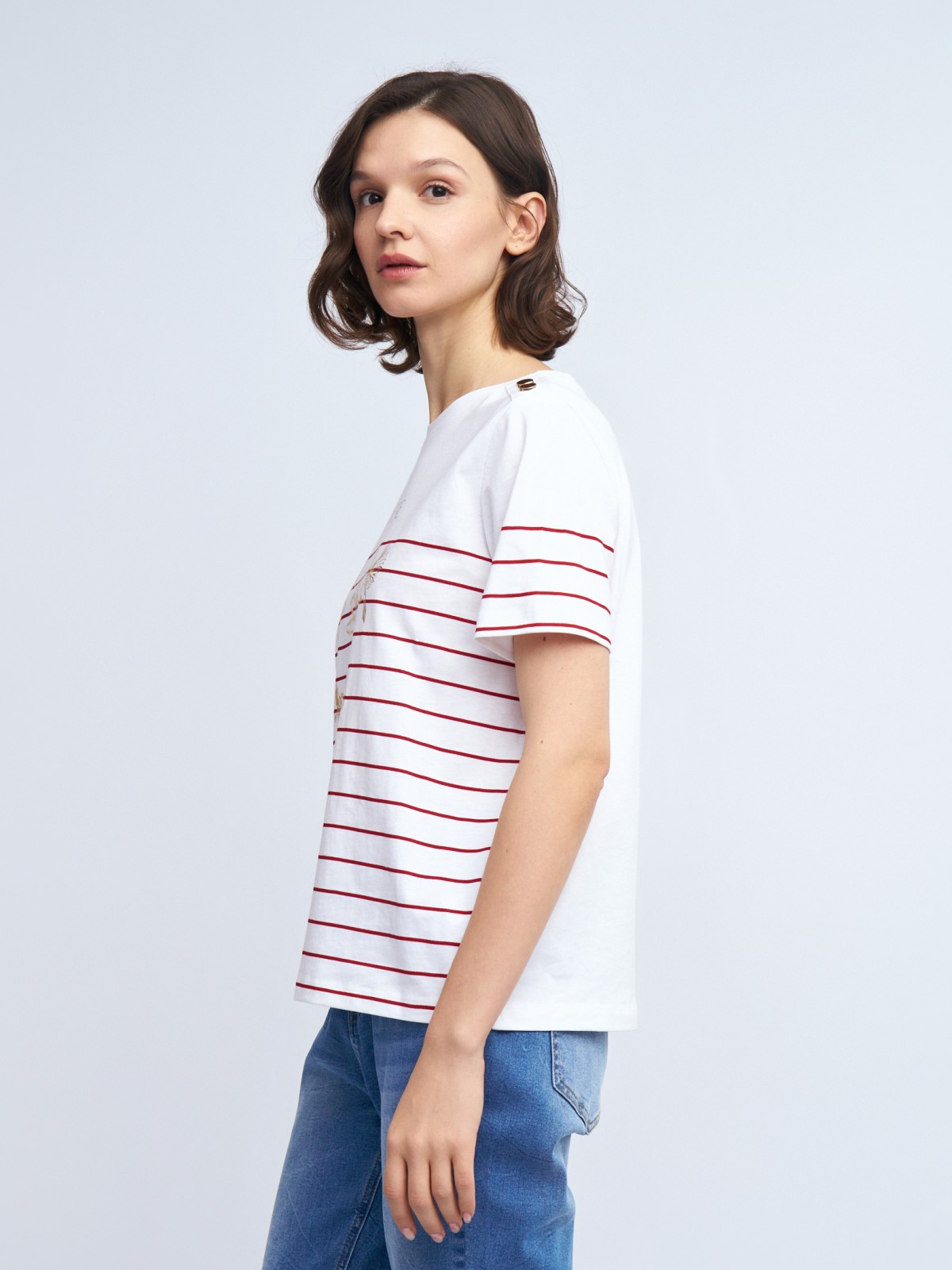 Футболка из хлопка в полоску с металлическим декором