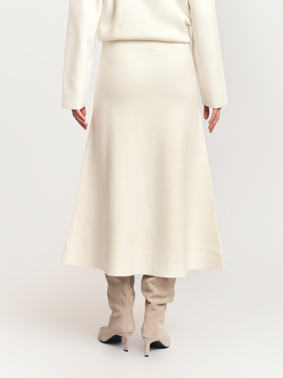 Трикотажная юбка миди