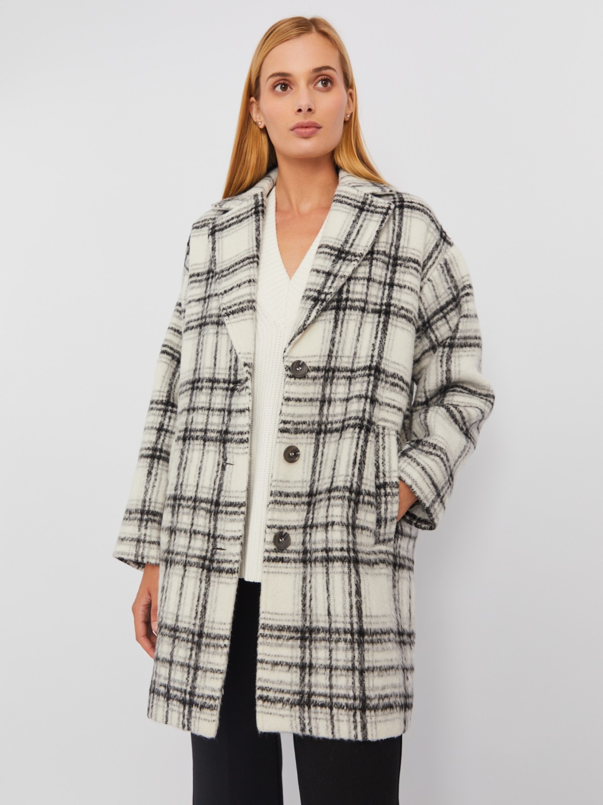 Пальто оверсайз силуэта без утеплителя с узором в клетку
