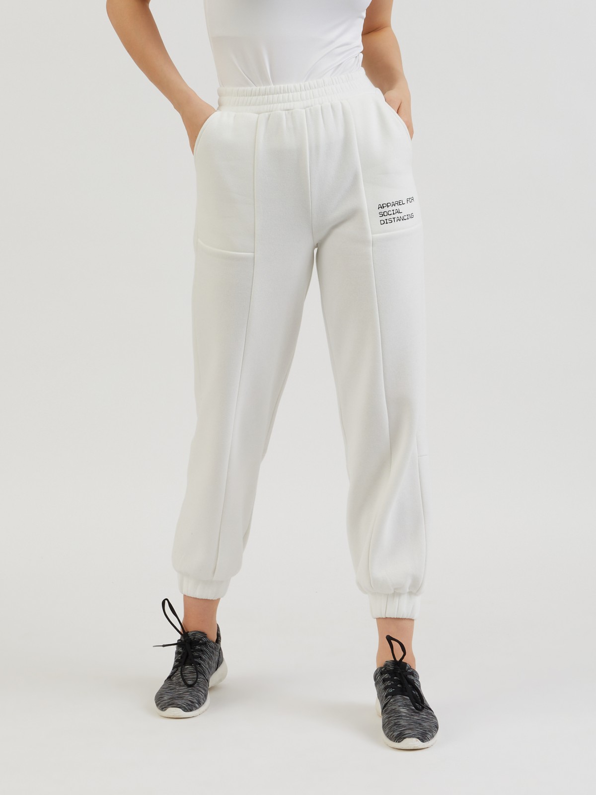 Брюки джоггеры