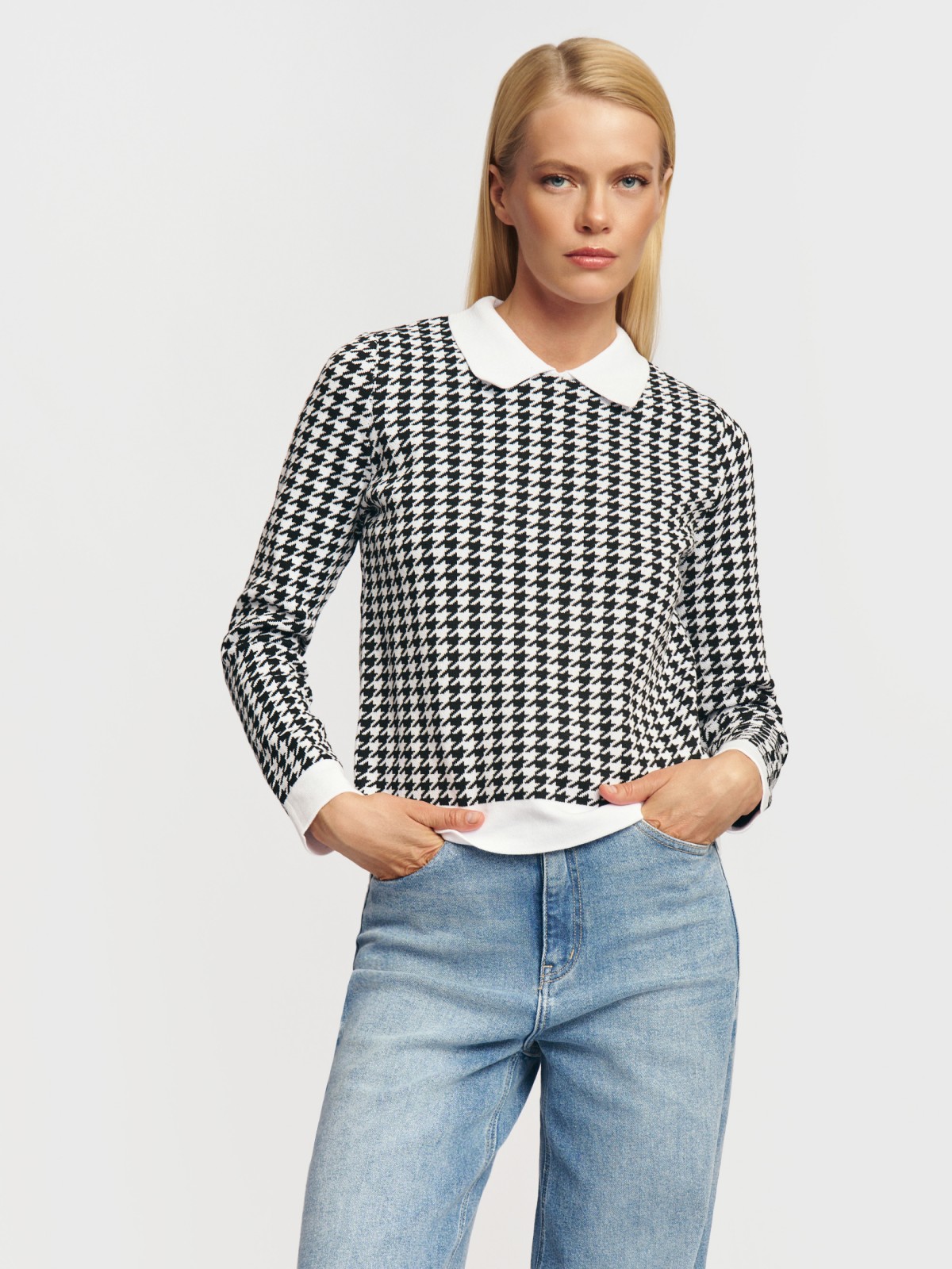 Трикотажный джемпер с отложным воротником