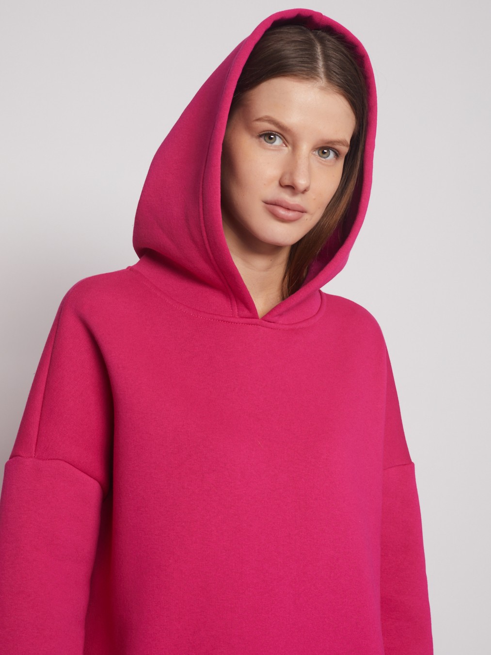 Утеплённый оверсайз худи с капюшоном