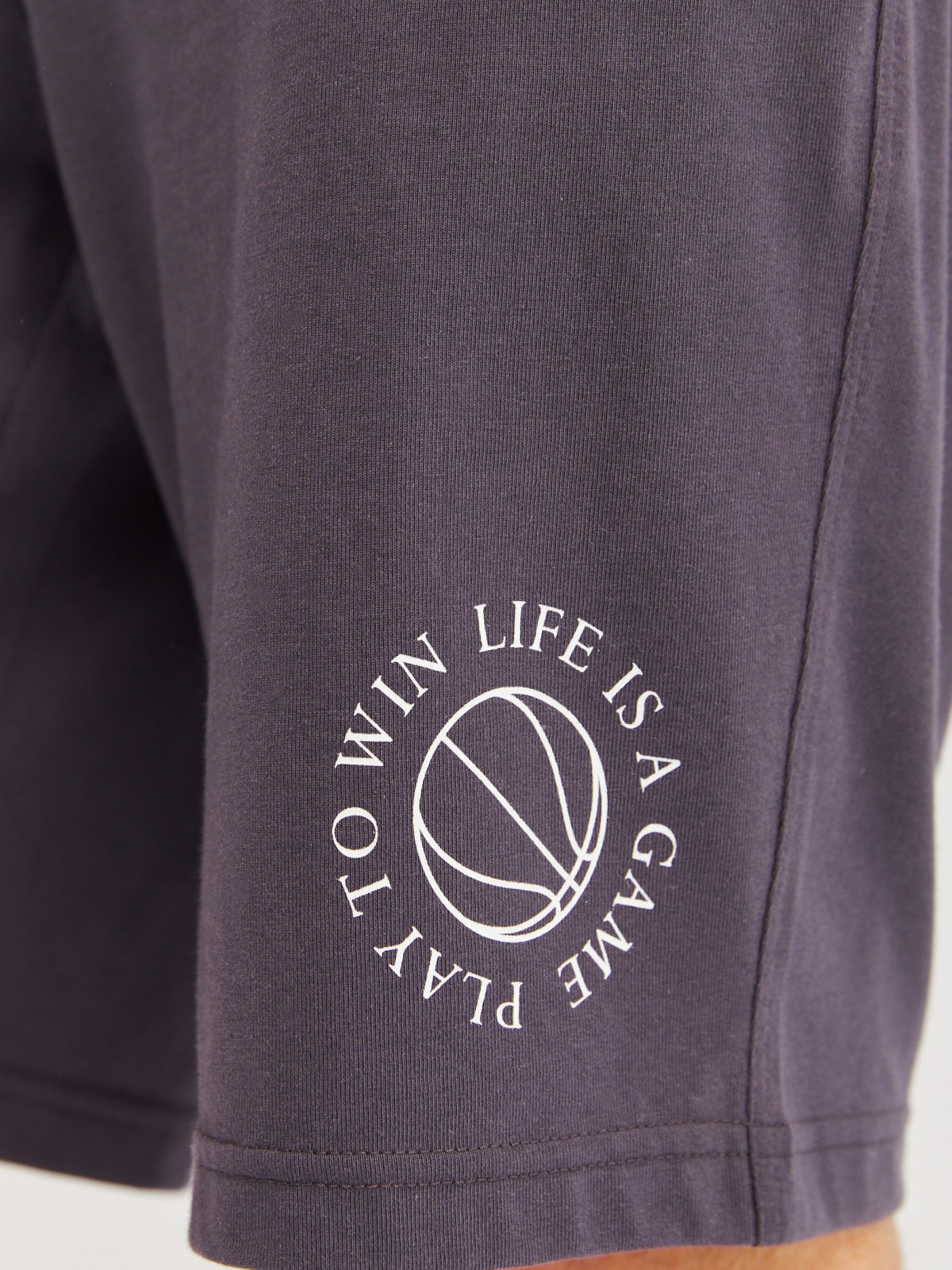 Трикотажные шорты из хлопка на резинке