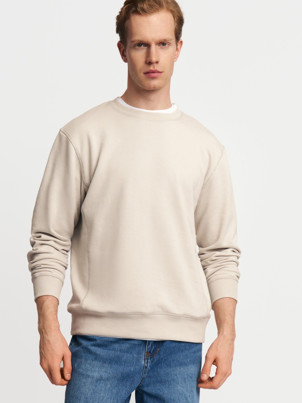 Свитшот прямого кроя с длинным рукавом