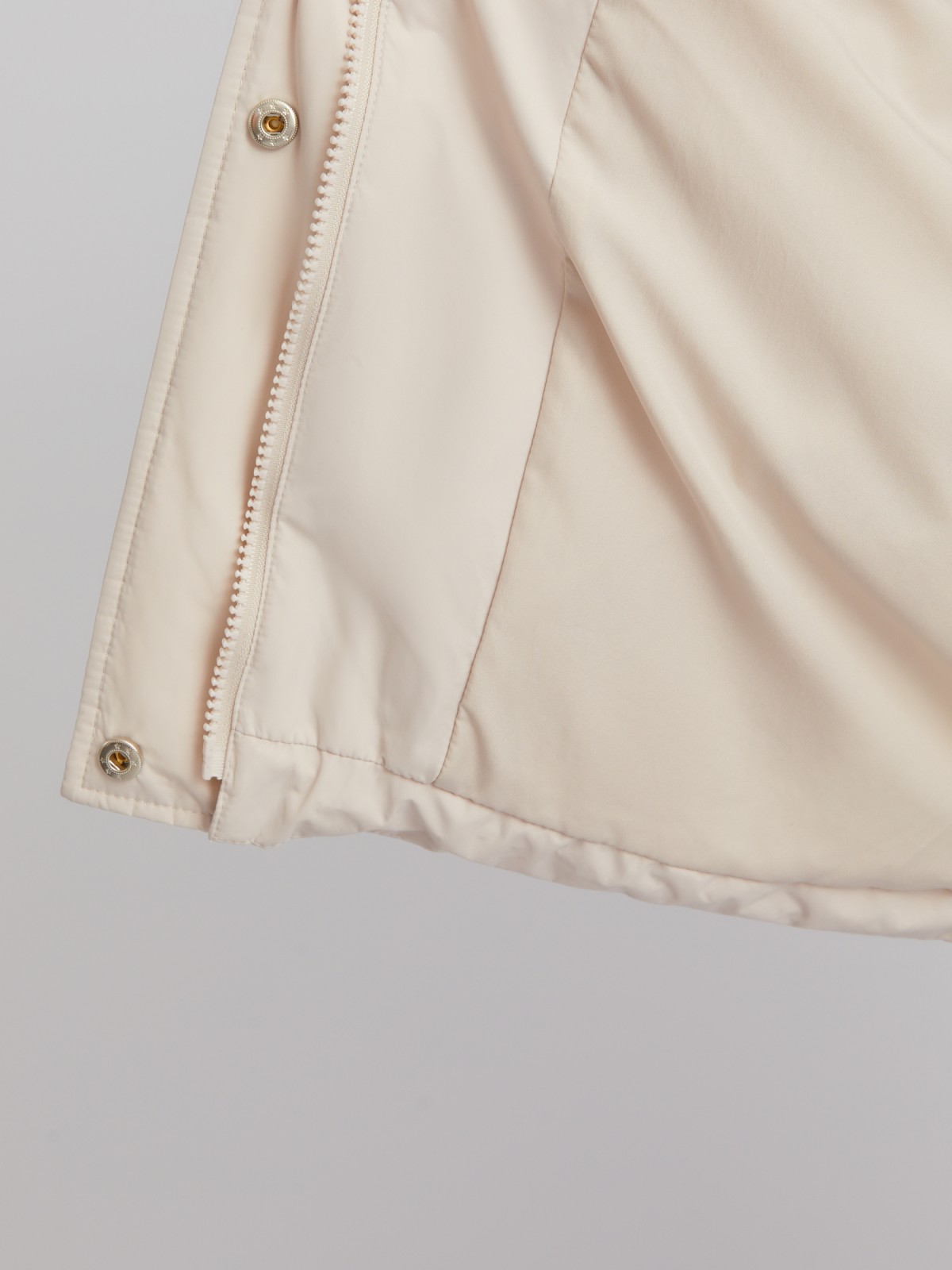 Тёплая стёганая дутая куртка оверсайз силуэта с высоким воротником zolla 023335102074, цвет молоко, размер S - фото 6