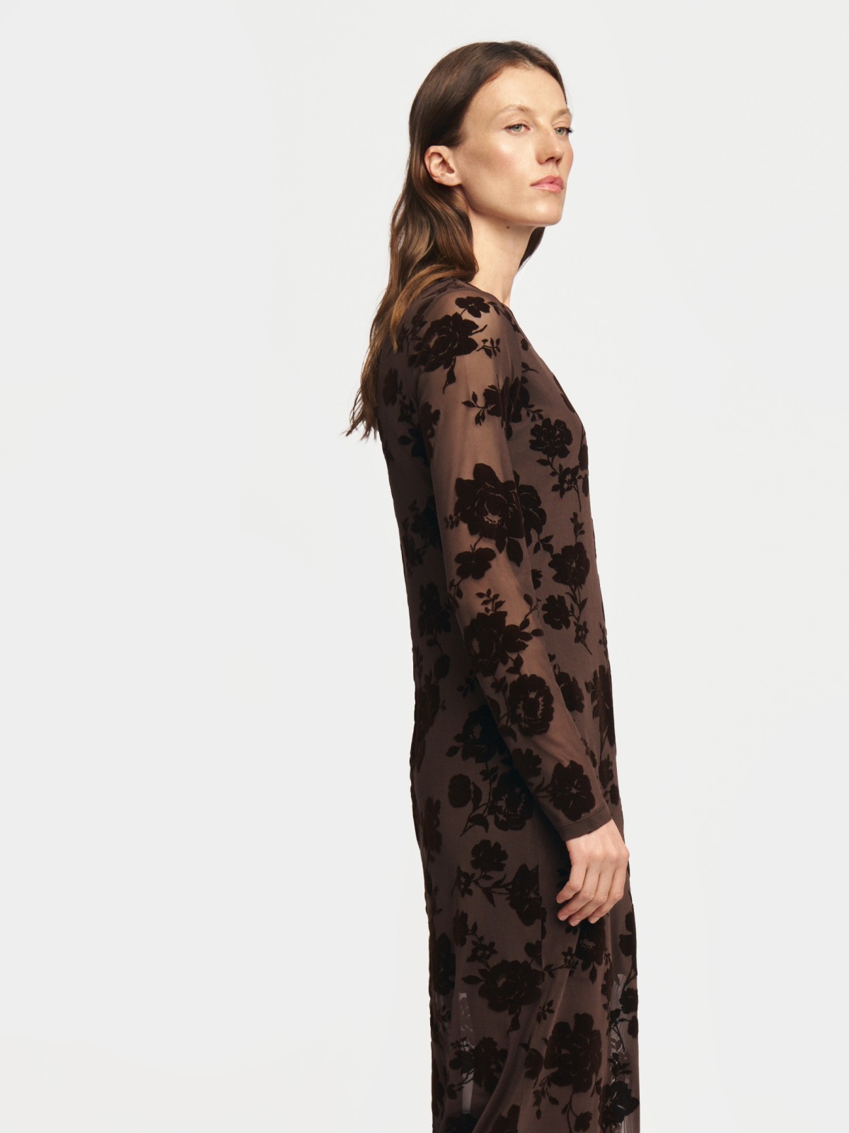 Платье из сетки с цветочным узором