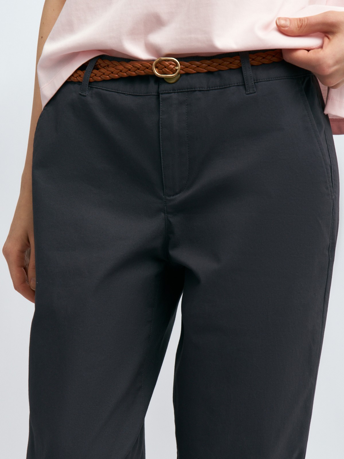 Брюки-чинос из хлопка с ремешком