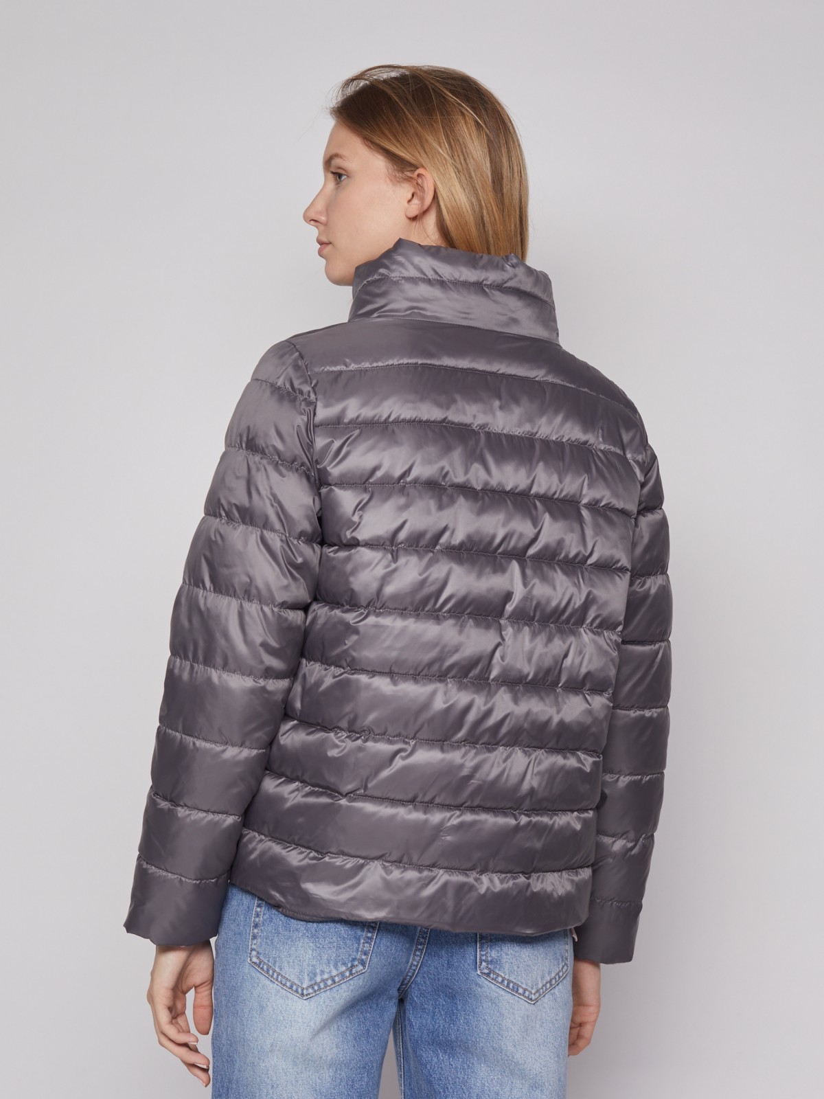 Лёгкая куртка с высоким воротником zolla 022125102234, цвет темно-серый, размер S - фото 6