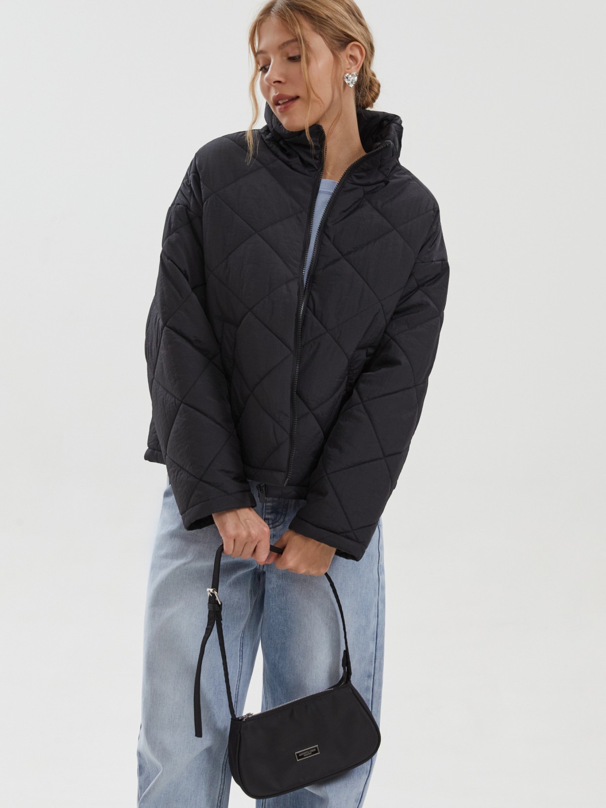 Утеплённая стёганая куртка на синтепоне