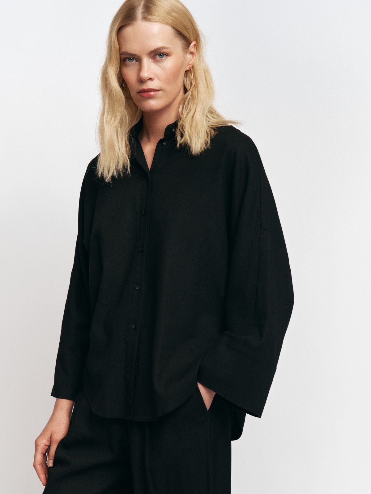 Льняная рубашка с укороченным рукавом