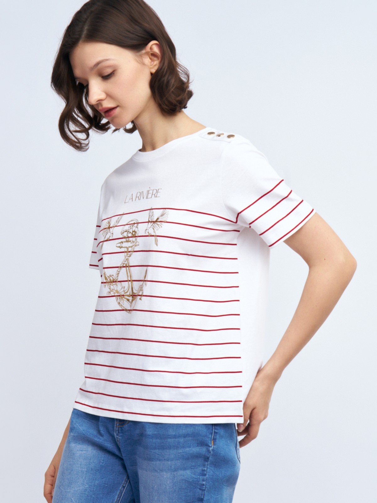 Футболка из хлопка в полоску с металлическим декором