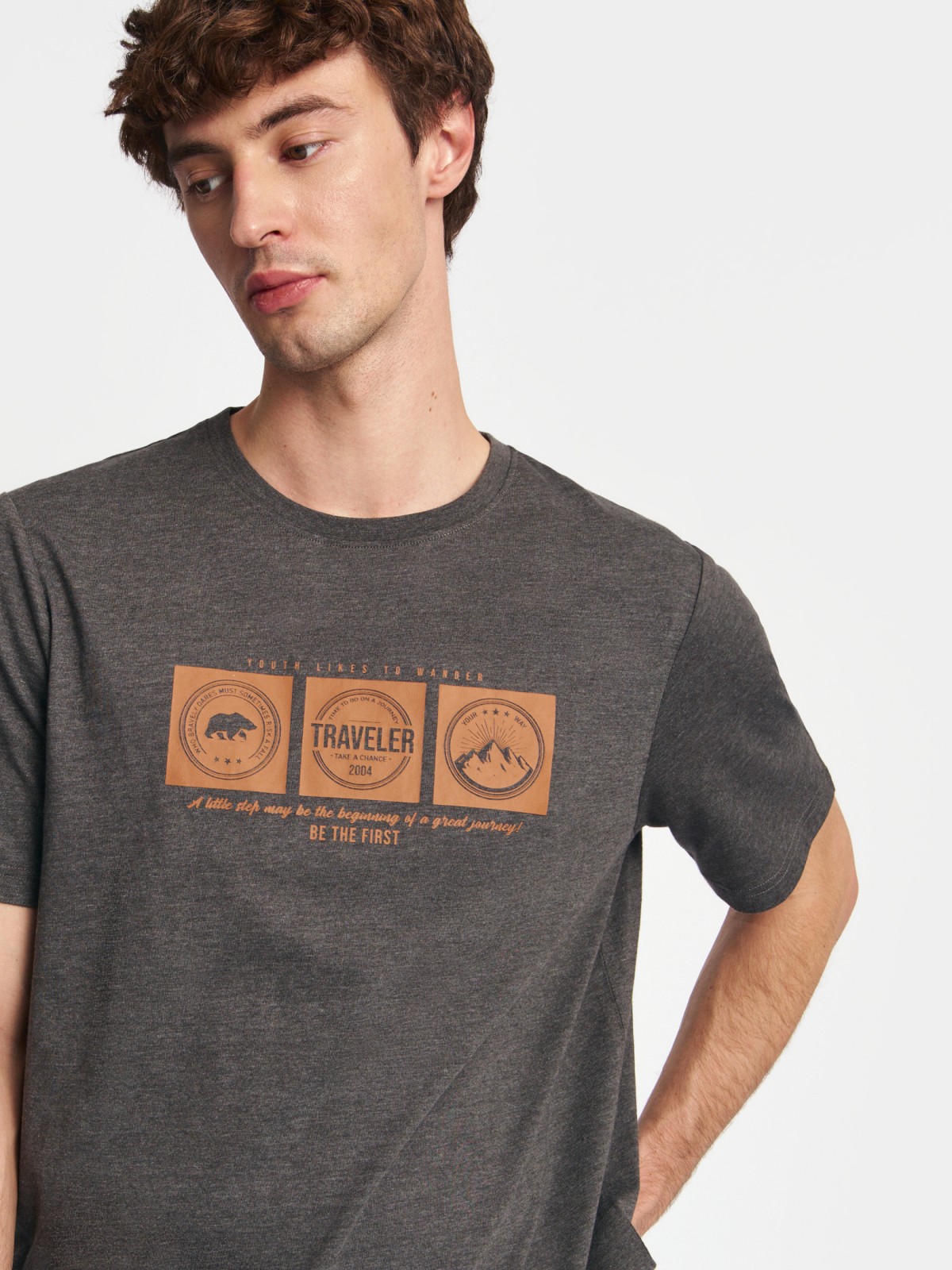 Футболка с принтом