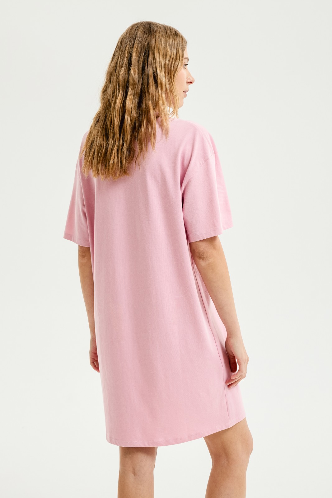 Платье-футболка из хлопка с принтом