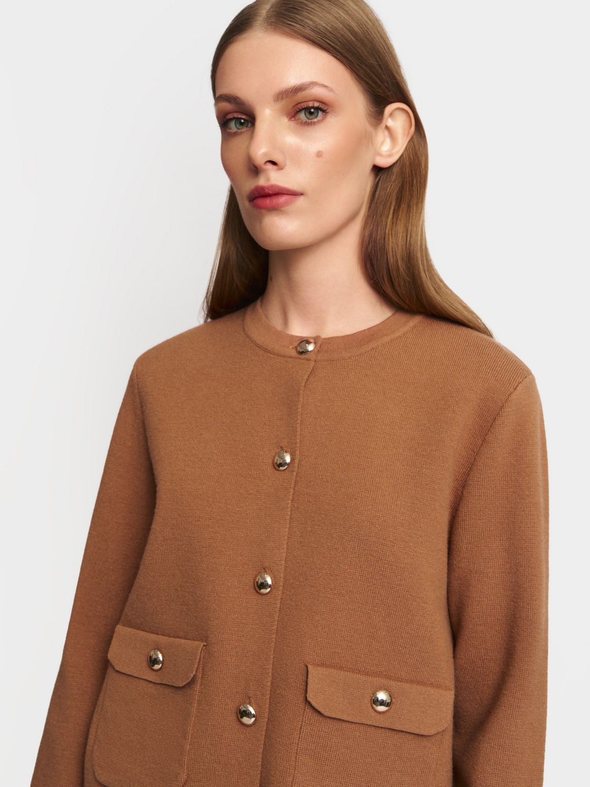 Короткий кардиган-жакет на пуговицах