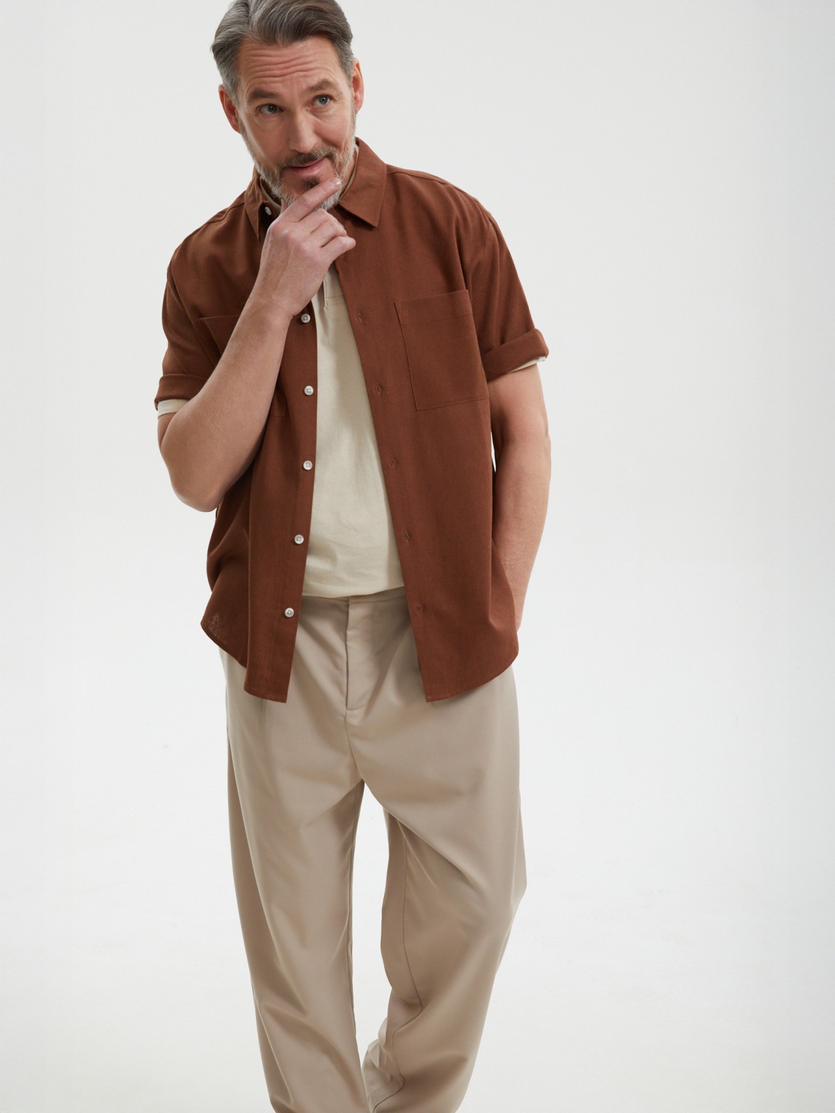 Льняная рубашка с коротким рукавом