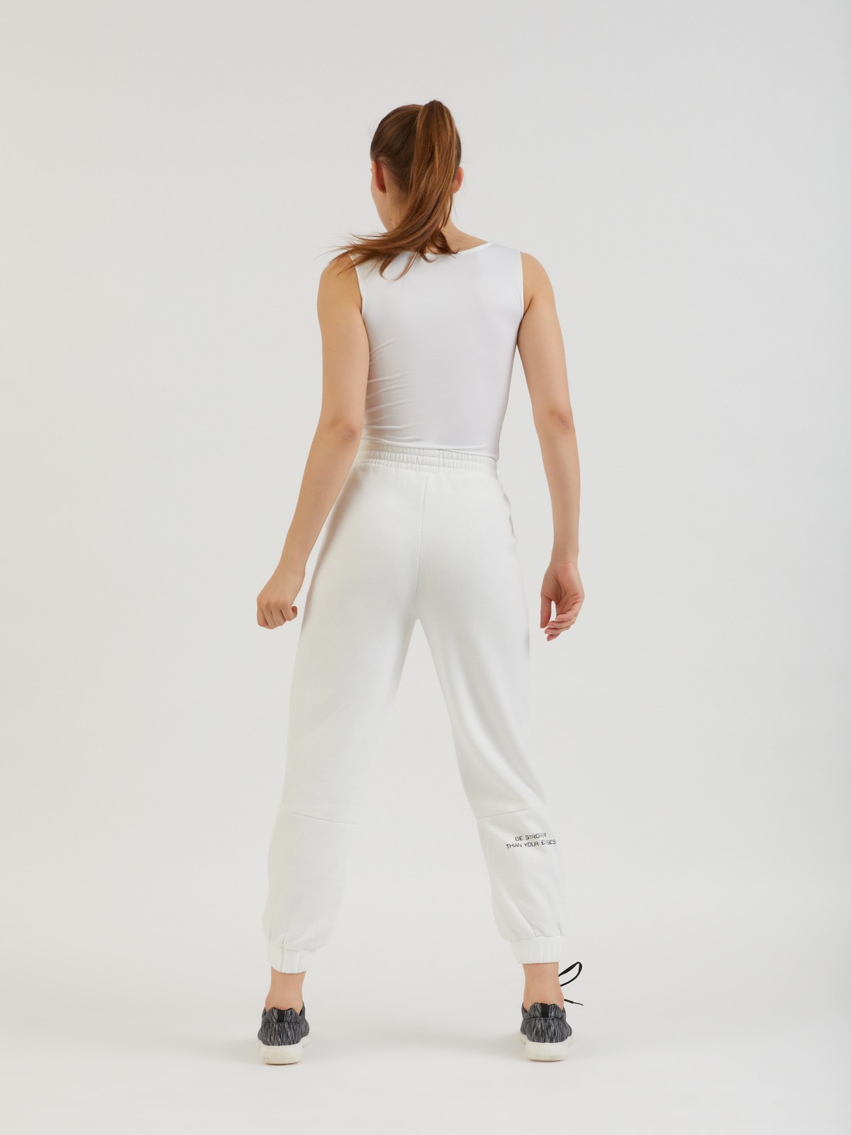 Брюки джоггеры