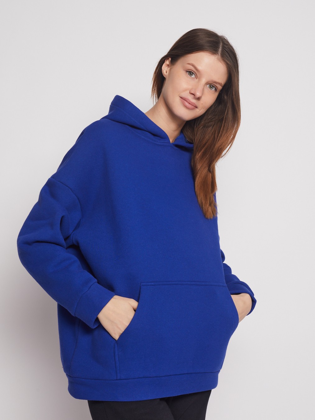 Утеплённый оверсайз худи с капюшоном
