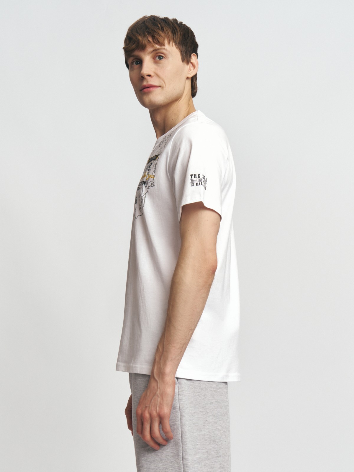 Футболка хенли из хлопка с принтом