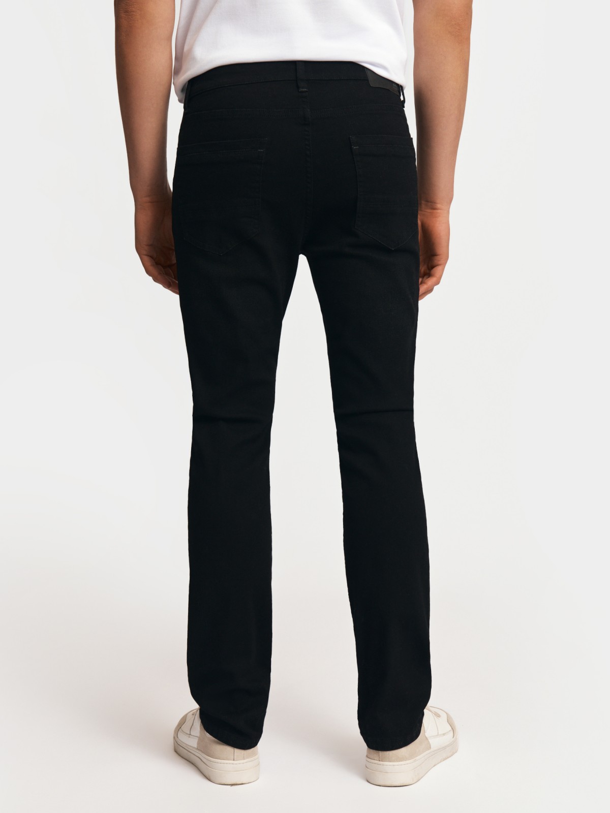 Джинсы фасона Slim