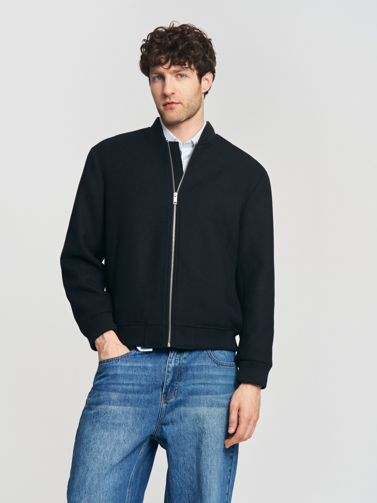 Тёплая куртка-бомбер с шерстью