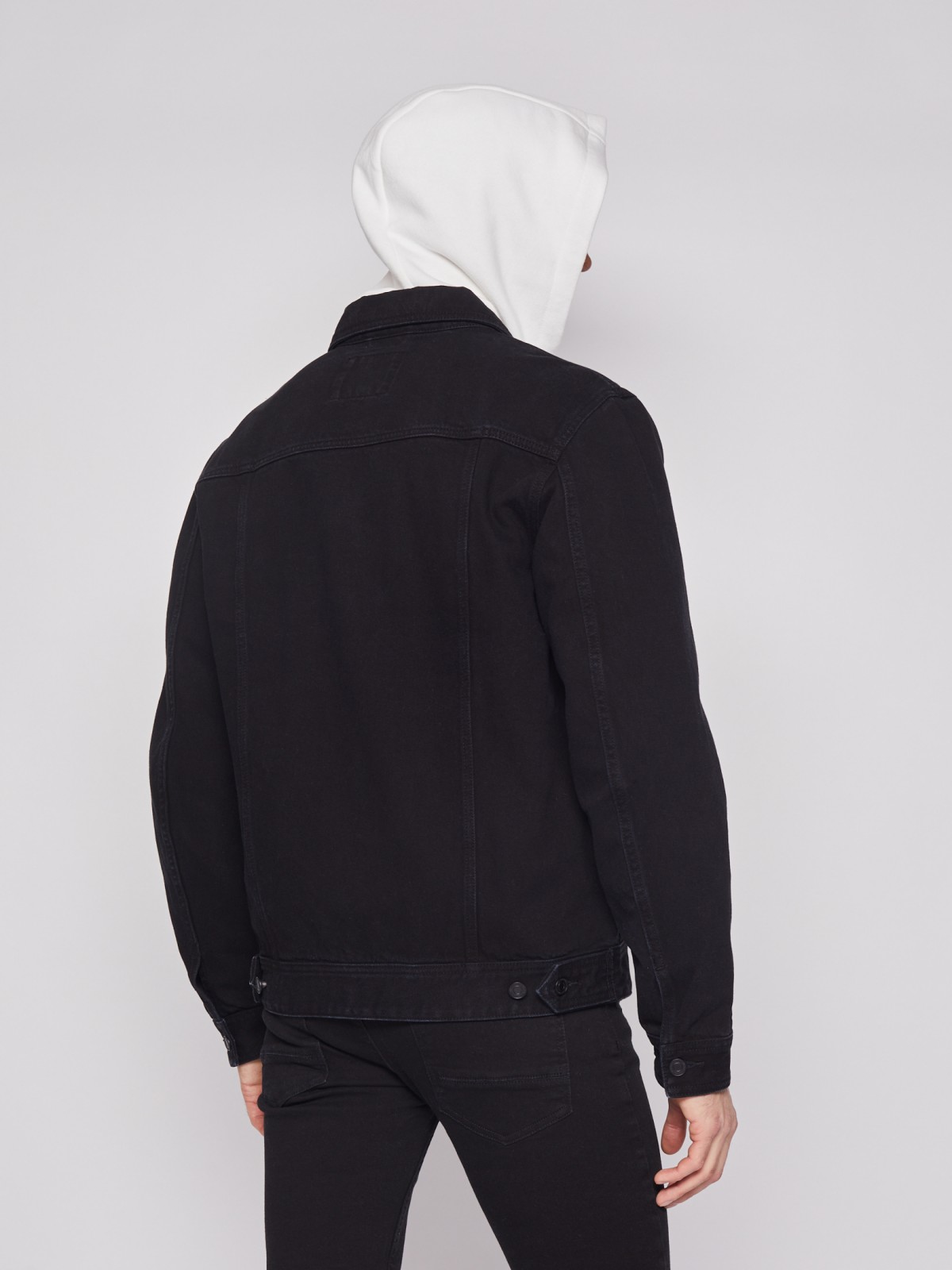 Джинсовая куртка