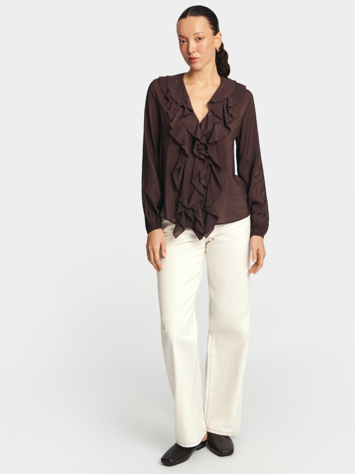 Рубашка с воланами